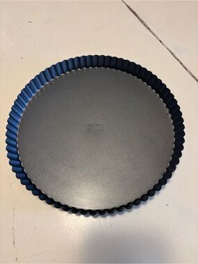Chicago Metallic Fluted Tart Pan